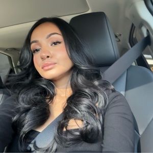 Meet your Posher, Anika